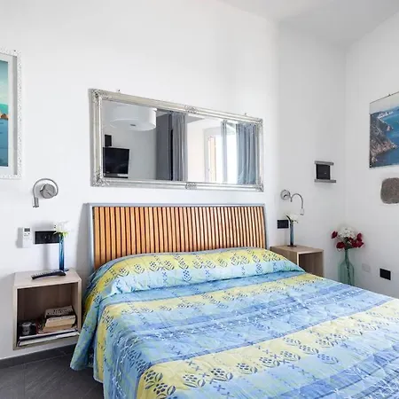 Alberta Rooms Manarola Exterior photo